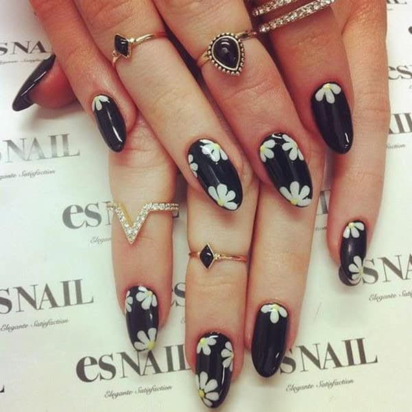 Stylish Floral Nail Design