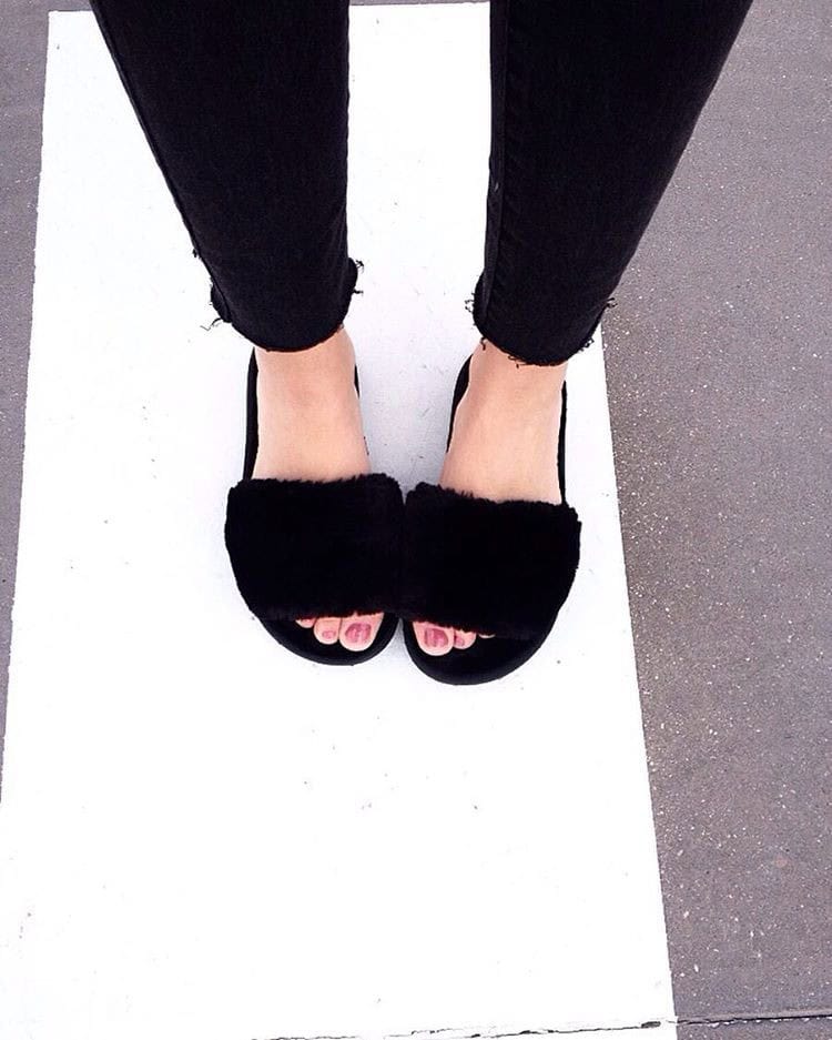 Fluffy Black Sliders