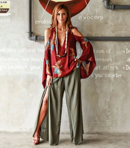 Wide leg pants with front slit