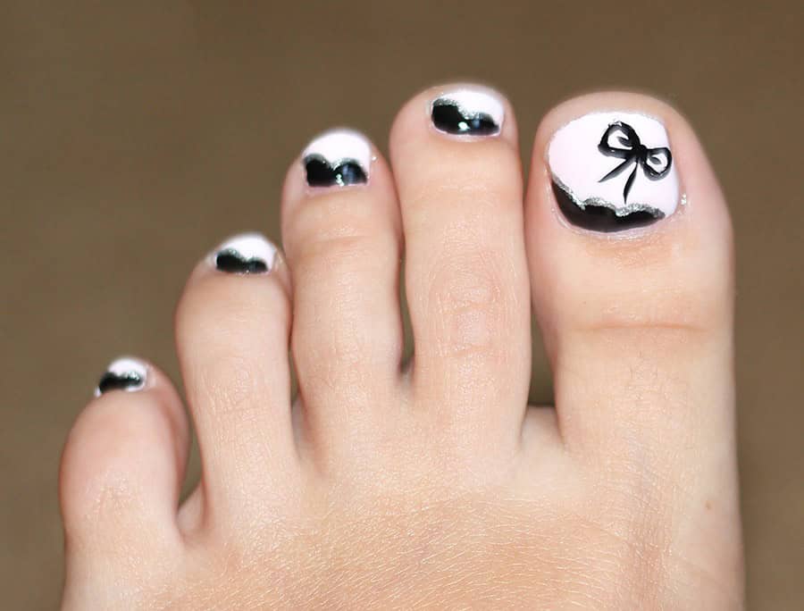 Lovey Bow Pedicure Nail Design