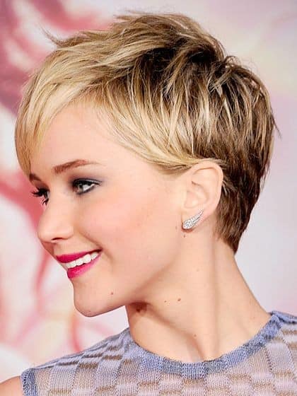 Short Pixie haircut for women