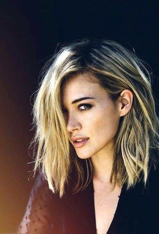 Side-Parted Medium Bob Hairstyle