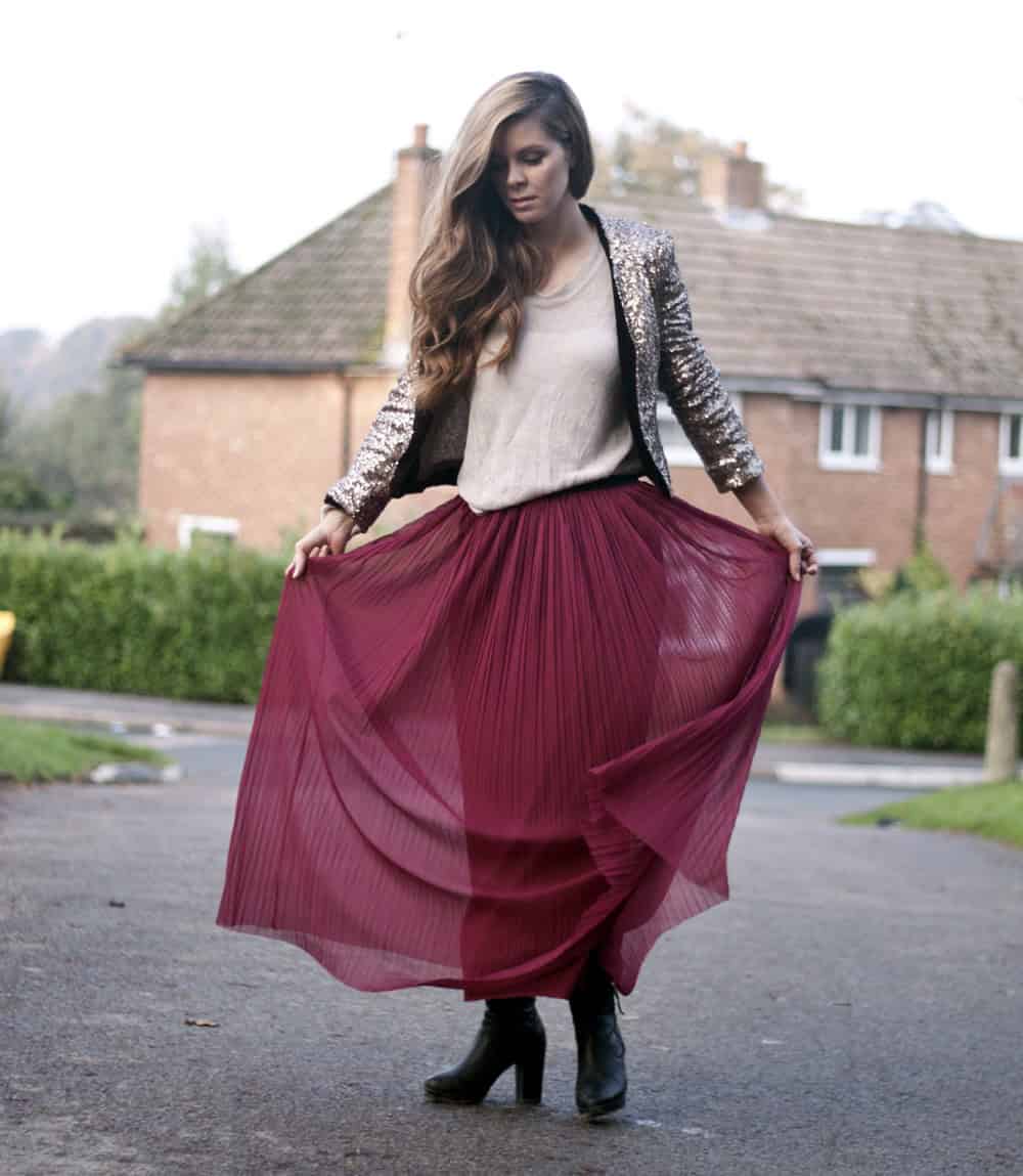 Maxi skirt and sequin jacket