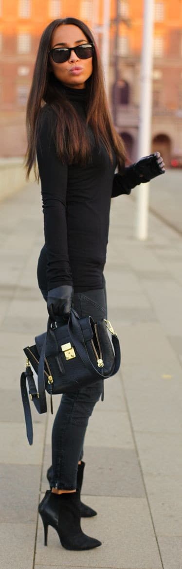 All-black turtleneck outfit