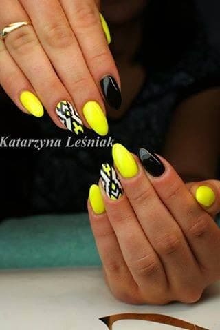 Fashionable Black and Yellow Nail Design